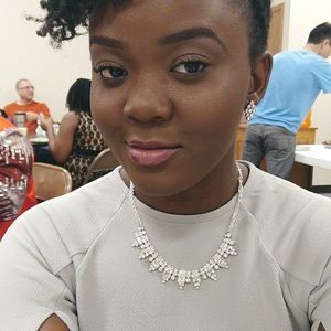 Meet your Posher, Zinata